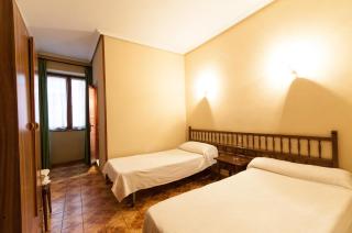 Pension Iberia - Llanes - 0
