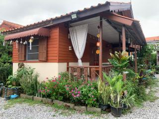 K Khan Private Garden Home - Chiang Khan Walking Street - 9