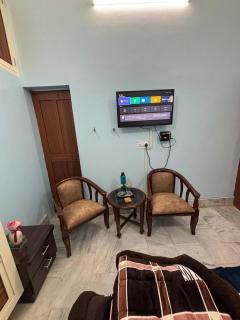RAMRAJ GUEST House - 9