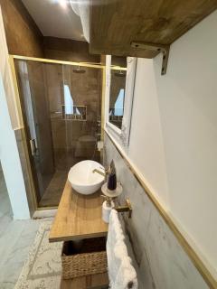Maison Royale Luxurious Apartment - 8