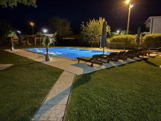 Villa in Imotski near Blue & Red Lakes - 4