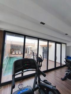 Quiet and secure apartment, close to everything - 8