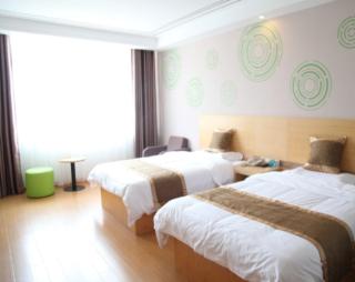 GreenTree Inn Shandong Heze Caoxian Zhuangzhai Town Oriental Times City Business Hotel - 2