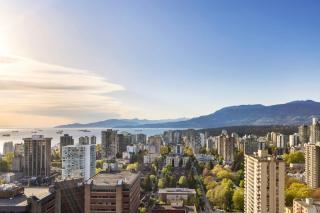 Sheraton Vancouver Wall Centre - 9