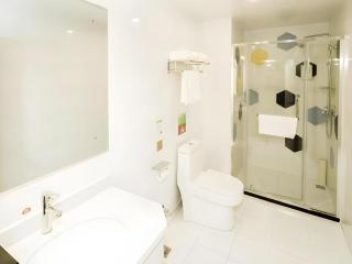 Vatica Tianjin Jinnan District AEON Shopping Plaza Hotel - 2