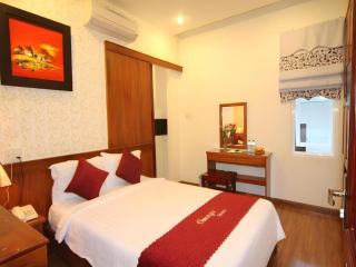 Omega Da Nang Beach Hotel - 1