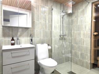 Stunning, brand new sea-view apartment with 3 bedrooms - 7