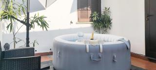 Zen Retreat per Coppie con Jacuzzi - Dehor e Garage Privato - Check in Automatico e Climatizzatore - 8
