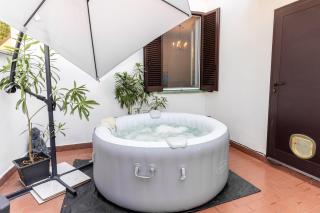 Zen Retreat per Coppie con Jacuzzi - Dehor e Garage Privato - Check in Automatico e Climatizzatore - 5
