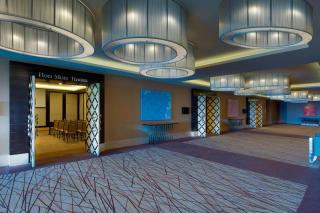Sheraton Nha Trang Hotel & Spa - 2