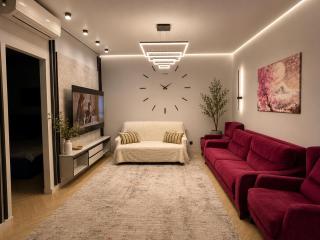 AMIR Apartments 4 ком. - 3