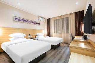City Comfort Inn Wuhan Jinyintan Metro Station - 1