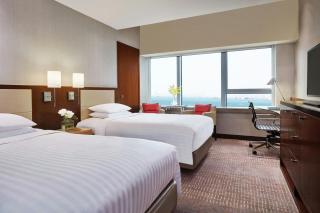 Courtyard by Marriott Hong Kong - 3