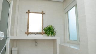 Amandalay Hotel & Villas - 8