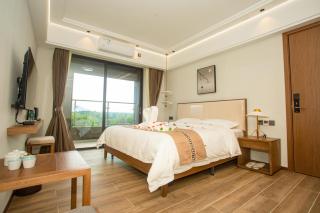 Zhangjiajie Golf Club Resort Homestay Tianmen Mountain Hehua Airport - 1