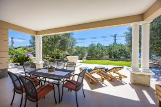 Seafront Family Apartment Una - Sunny Rab Island - 2
