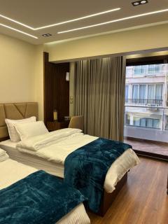 Sheraton City inn - 2