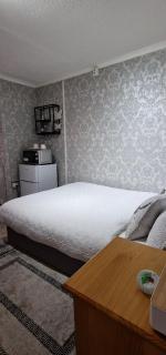 Cozy Erith Hideaway - Perfect for Couples - 1