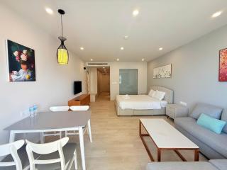 Gold Coast Premium Apartment - 7