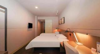 Jinjiang Inn Select Shanghai International Tourism and Resorts Zone Chuansha Road Subway Station - 3