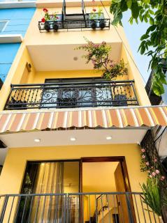 YA Home-City Center Stay-Private Room & Bath - 0