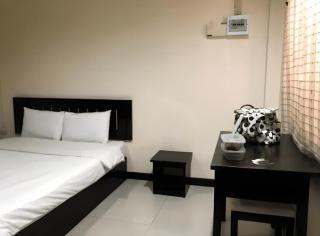 Mark Four Place Hotel - 4