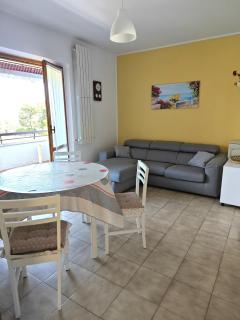 R 42 Appartamento con terrazzo e posto auto - 9