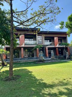 Puri Bali Hotel - 4