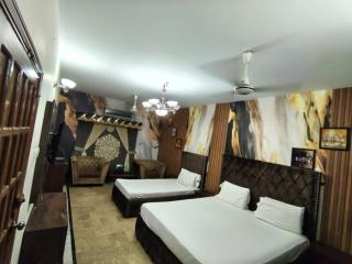Karachi Family Guest House - 1