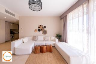 SeaView Mangroovy 2BR, Walk to Pool & Beach, El Gouna! OllyStays - 0