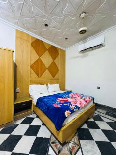 Comfort Rezidor Guest House - 9