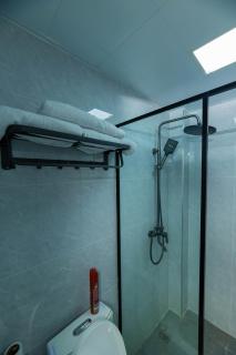 Westlands 13th Floor 1bedroom Marina Bay Square - 2