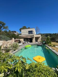 Villa moderne - 4 suites parentales - vue sur le maquis - Piscine - Boulodrome - Jardin - Porto Vecchio - 1
