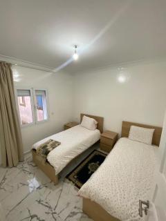 Luxurious and chic apartment - 7