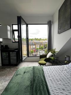 Endcliffe Suites Luxury Stay by Parks & Gardens - 2