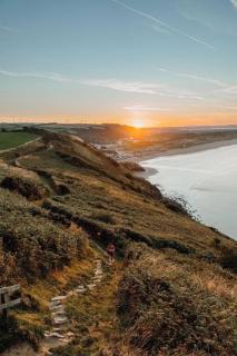 Pendine Sands Edith Villas - a luxury seaside home with beautiful sea views - 3