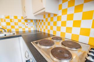 Spacious Group Base - 4 Bed Central Limerick - 4