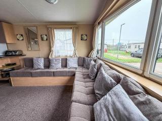 Lovely 8 Berth Caravan At California Cliffs, Scratby Ref 50004G - 9