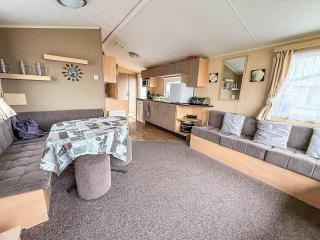 Lovely 8 Berth Caravan At California Cliffs, Scratby Ref 50004G - 6