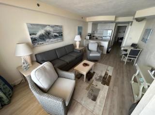 Spacious 1bdrm direct oceanfront w/private balcony - 7