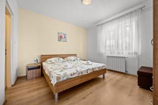 Sea View Jagoda Apartments near the Beach - 1