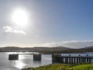 Lochboisdale Cottage - Lochboisdale - 2