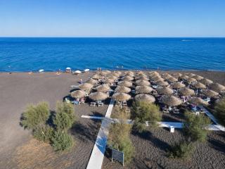 Obsidian Beach Rooms Santorini - 0