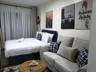 Stylish studio near JKIA and SGR WIFI workspace city views - 9