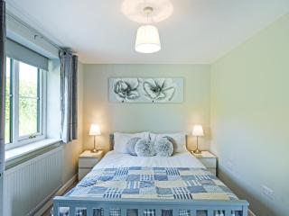 Sunny Cottage - 2