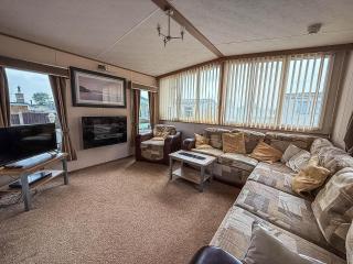Lovely Caravan With Decking Nearby Scratby Beach In Norfolk Ref 50031J - 5