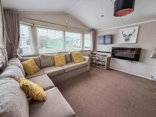 Lovely Caravan With Large Decking And Wi-Fi In Norfolk Ref 50053K - 7