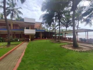 Cozinn B133 Beach Cottages with Pool in Gokarna - 2