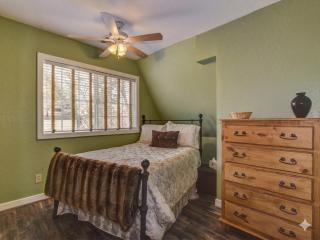 The Terrace 2 BR near the courthouse square with a King bed in the master BR - 8