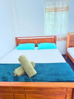 Hike and Stay Hostel - 0